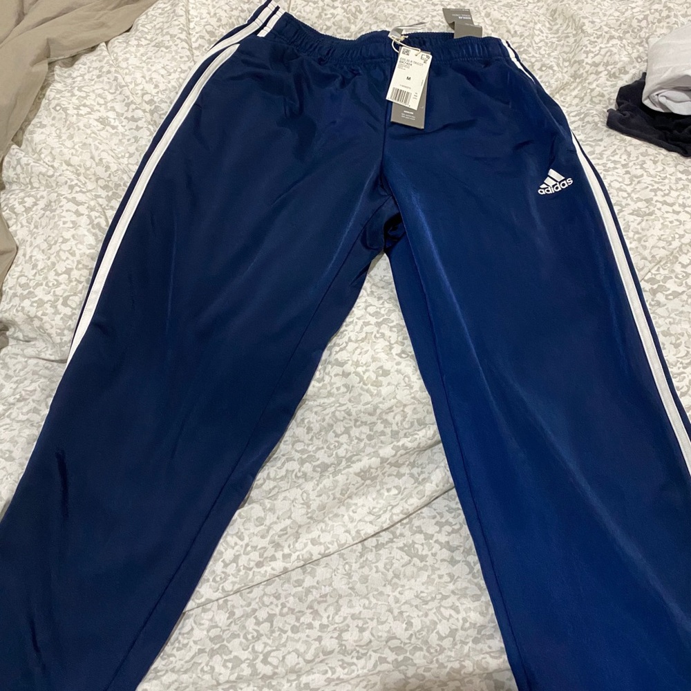 Adidas Tricot Essentials 3 stripe pant